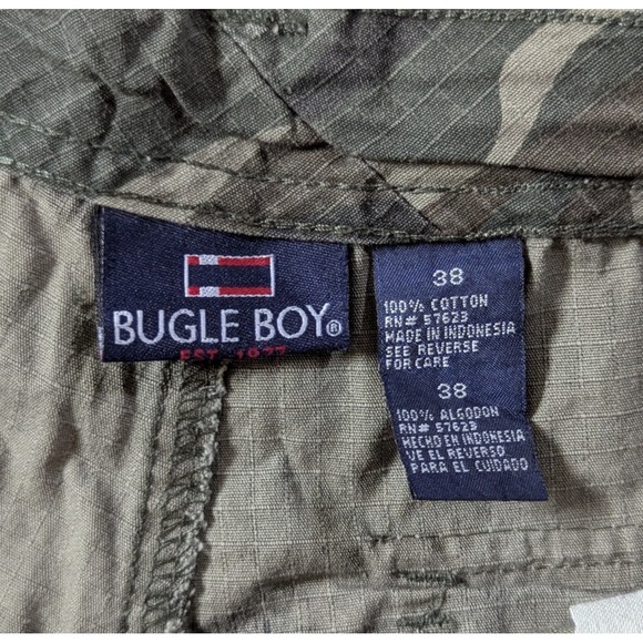 Y2K Bugle Boy Est 1977 Cargo Shorts Size 36 (tag 38) Mens NWT Camo Rip‎ Stop - Picture 2 of 8
